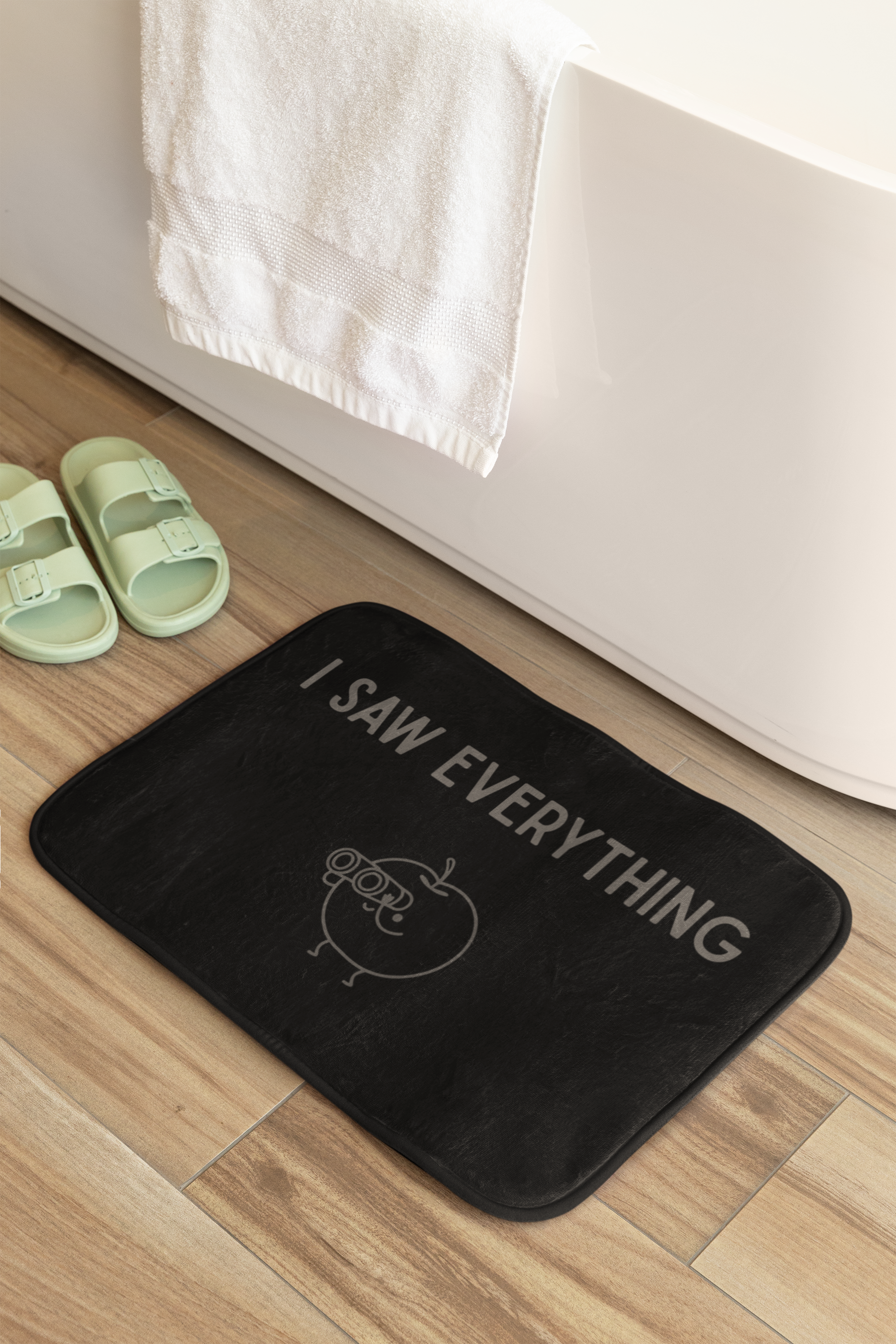 "I Saw Everything" Bath Mat – Funny Cute Bathroom Mat